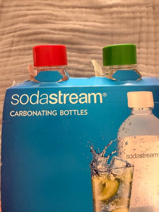 NIB - SodaStream 1L Classic Carbonating Bottles - Set of 2 - Picture 3 of 7